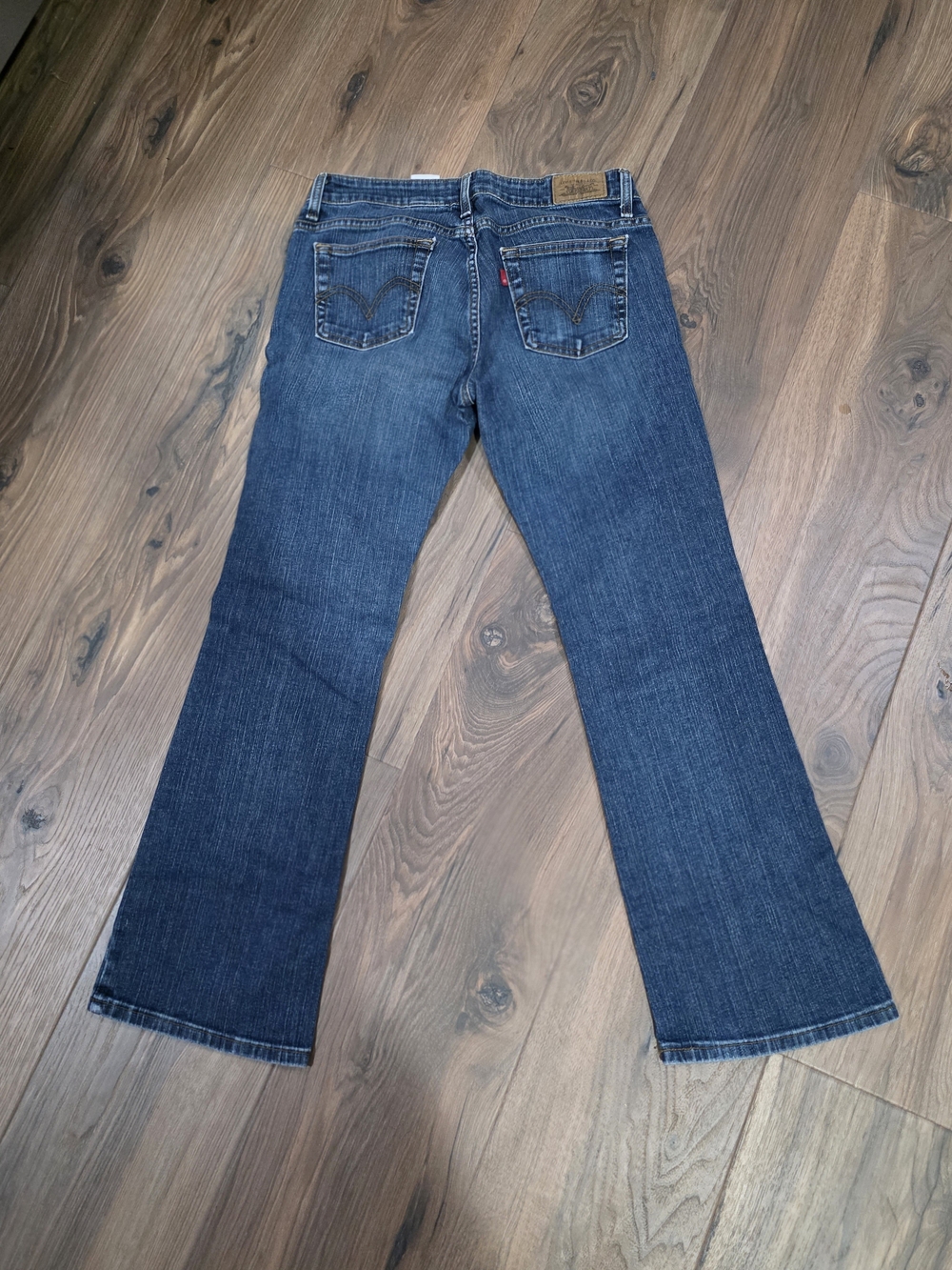 Levi’s 545 Low Boot Cut Jeans Women’s Size 6 Short Medium Wash Y2K Denim